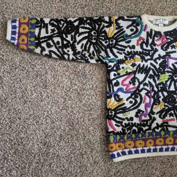 Graphic Vintage Sweater - Picture 3 of 8